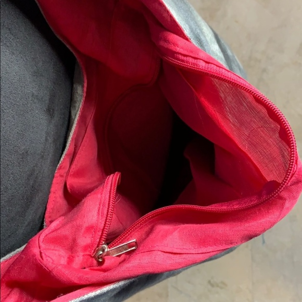 Om symbol tote. Made in India, zipper clos… - Picture 4 of 6